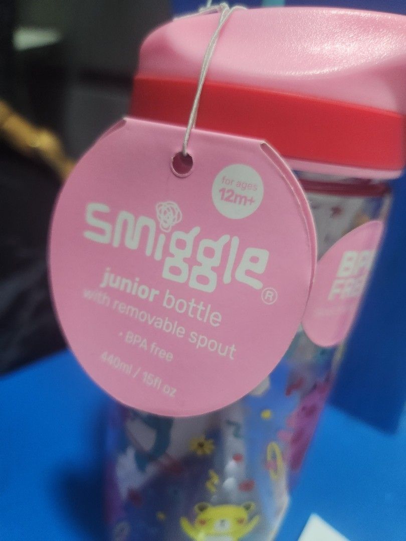 Smiggles Junior Water Bottle with Removable Spout (Pink) (Category: Water Bottles & Tumblers) located in Quezon City. Submitted by just_because_ (Listing ID 1389262851, Image 2). Description: .