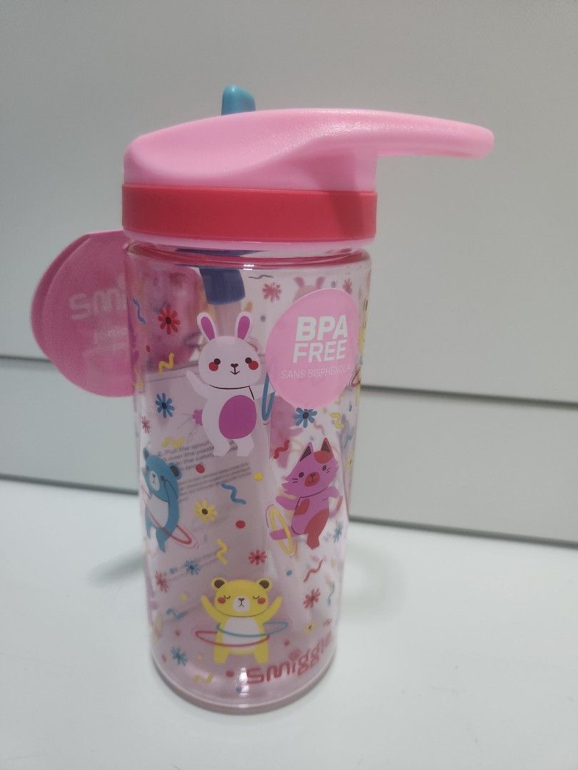 Smiggles Junior Water Bottle with Removable Spout (Pink) (Category: Water Bottles & Tumblers) located in Quezon City. Submitted by just_because_ (Listing ID 1389262851, Image 1). Description: .