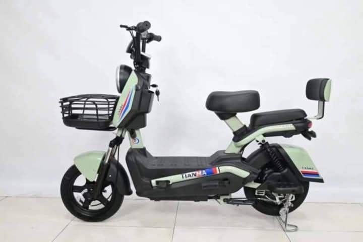 Super wosu sports ebike (Category: Bicycles) located in Manila. Submitted by saguittarian06 (Listing ID 1389251066, Image 3). Description: Onhand Super wosu sports ebike 500watts 48volt 12ah Brand New W/certificate of ownership.
