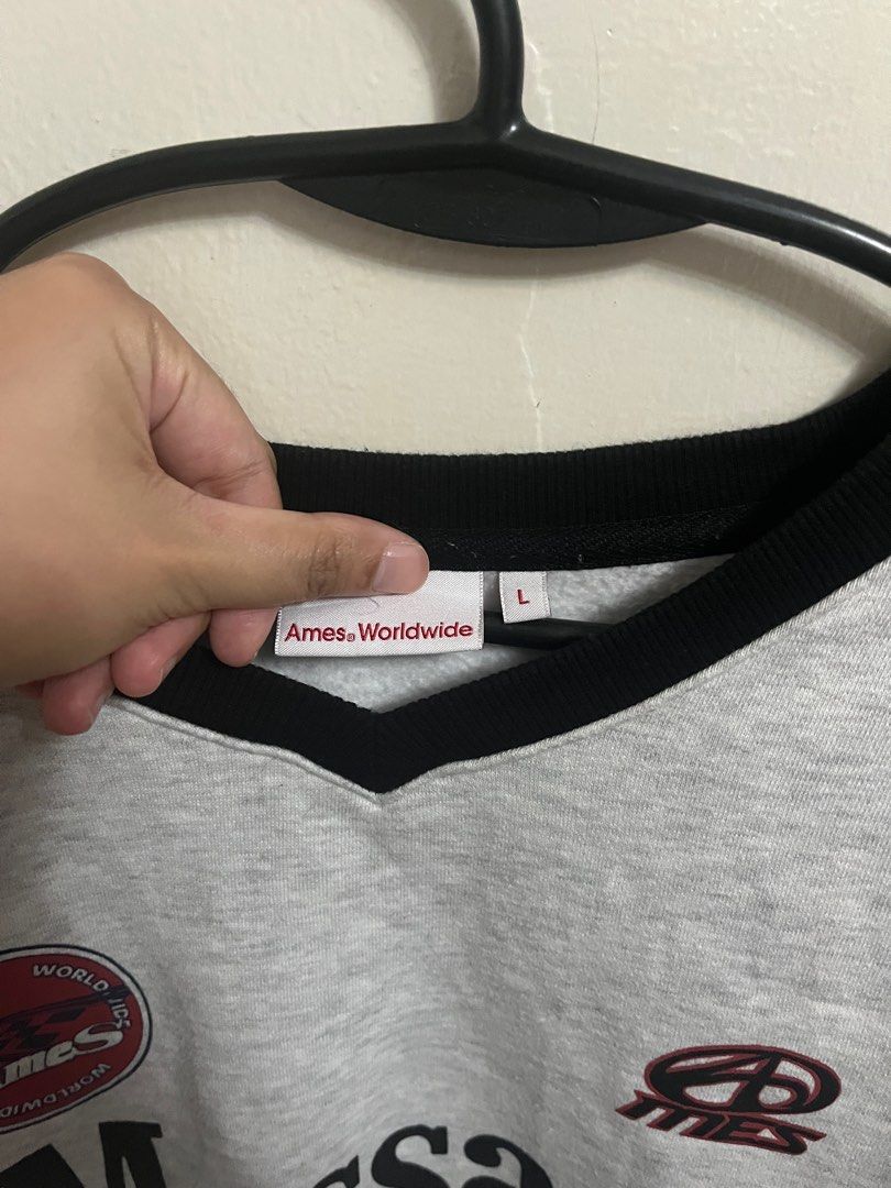 Seventeen Jeonghan AMES sweater (Category: Coats, Jackets and Outerwear) located in Valenzuela. Submitted by cheerios09 (Listing ID 1389214556, Image 2). Description: Size large on tag (Fits large-xl women’s) Selling low because there’s a tiny stain I bleached (middle part) - not halata unless you look closely Bdo/gcash Shipping starts at 100 metro manila.