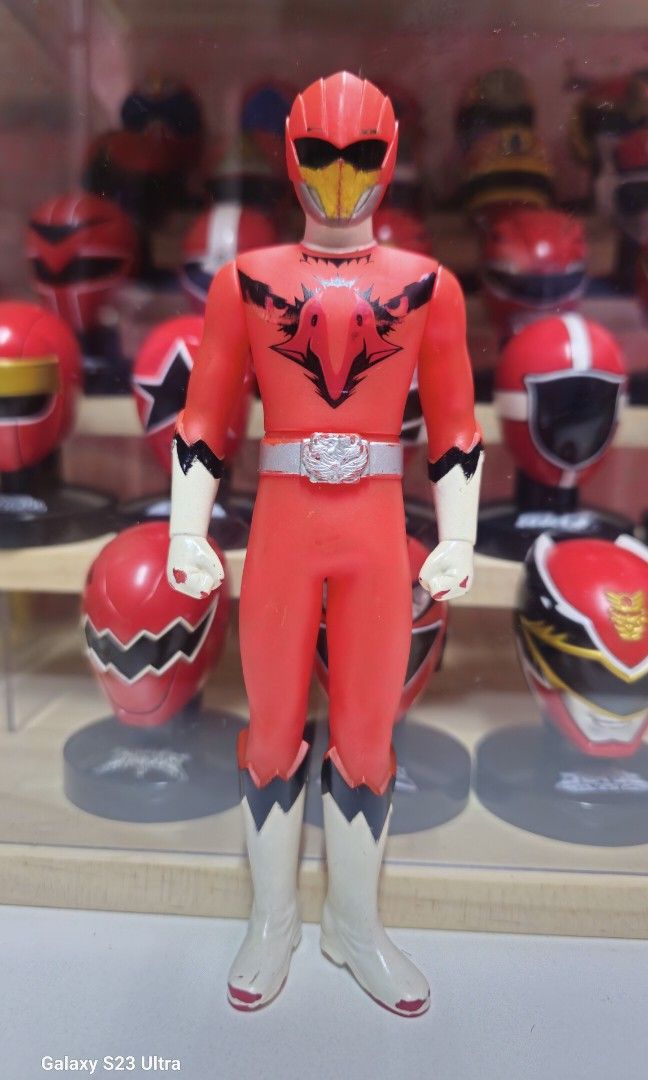 Zyuohger Eagle Sofubi (Category: Figurines & Statues) located in Baling. Submitted by kafakhri (Listing ID 1389202729, Image 1). Description: RM 15 postage - RM10.
