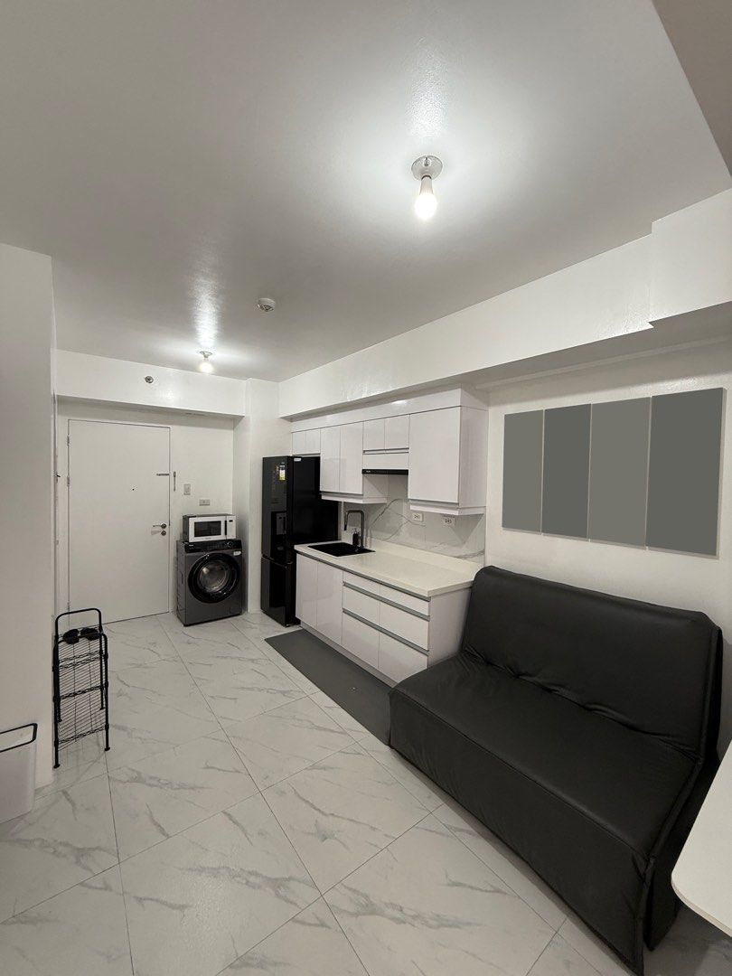 1Br for Rent @ The Orabella (Category: Apartments & Condos) located in Taguig. Submitted by JPJeffrey (Listing ID 1389385969, Image 2). Description: FOR LEASE: 1BR Condo Unit FULLY FURNISHED 📍The Orabella, 21st Avenue, Quezon City 🏷️25,000/Month Inclusive of Assoc Dues Plus Free WIFI 200 Mbps & Drinking Water 𝐏𝐑𝐎𝐏𝐄𝐑𝐓𝐘 𝐃𝐄𝐓𝐀𝐈𝐋𝐒 1BR with Balcony (38sqm) Atrium Level (Low Floor) Fully Furnished ↳ 2 WindowType Aircons ↳ Sofa (converti