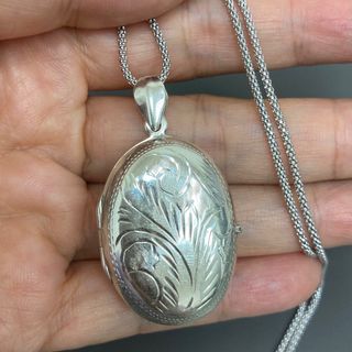 海外老銀店搜回 愛的極致螺絲祕地刻花橢圓開蓋純銀925小盒吊墜64213439012737110