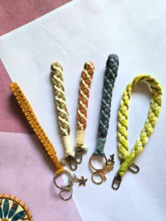 由 zhuyang_macrame (刊登 ID 1389389889，圖片 1) 提交，位於 的 (類別：)，說明：。