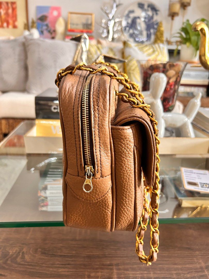 💯% Authentic Chanel Front Pocket Camera Bag (Category: Luxury Bags & Wallets) located in Paranaque City. Submitted by luxehuntsmla.bymari (Listing ID 1389351532, Image 3). Description: 💯% Authentic Chanel Front Pocket Camera Bag in Gold Hardware 🔸8.8/10 🔸flaw: one corner stained 🔸entrupy certificate included Php 110,000 only 🔘🔘🔘 All items posted are guaranteed authentic or your money-back if proven fake by a legitimate authenticator. 🔘🔘