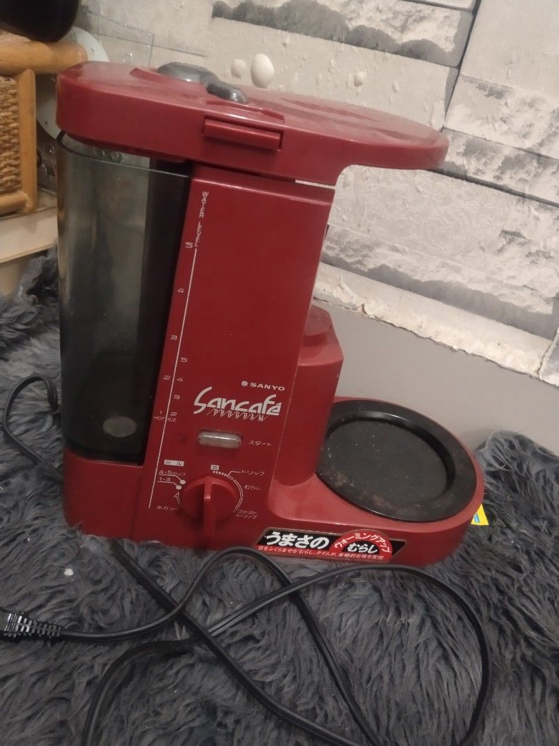 Affordable Sanyo Sancafa coffee maker 110 volts (Category: Coffee Machines & Makers) located in Malolos. Submitted by afford.japan (Listing ID 1389299078, Image 2). Description: Affordable Sanyo Sancafa coffee maker 110 volts.
