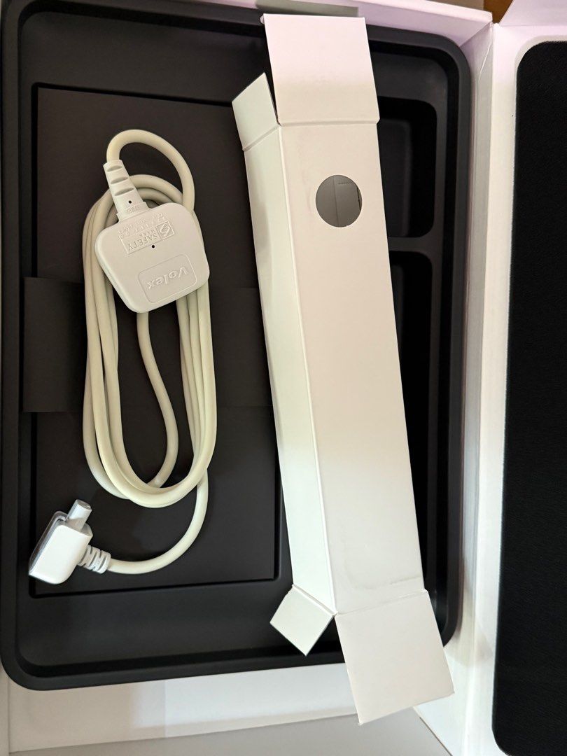 Apple Macbook Pro Box with Socket Plug Charger 2011 (Category: Laptops & Notebooks) located in San Juan City. Submitted by oliveoilandbalsamic (Listing ID 1389329881, Image 3). Description: socket plug - sold.
