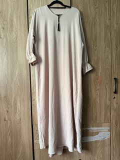 (Category: ) located in . Submitted by naailaaaa (Listing ID 1389362564, Image 1). Description: .
