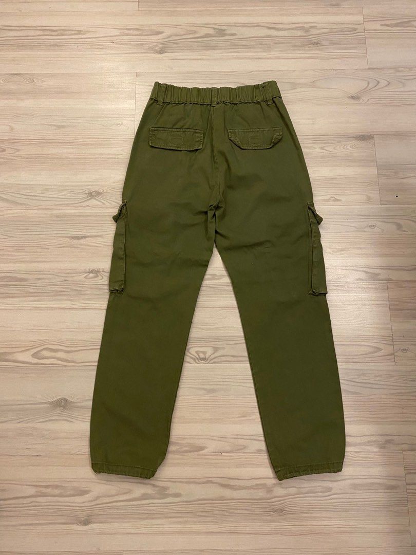Bershka Olive Green Cargo Pants (Category: Other Bottoms) located in San Pedro. Submitted by kf.vd (Listing ID 1389436999, Image 2). Description: • Bershka cargo pants ; Size S • Originally P2,000 or P3,000 •MOD: meetup/lalamove/LBC, to be paid by buyer.
