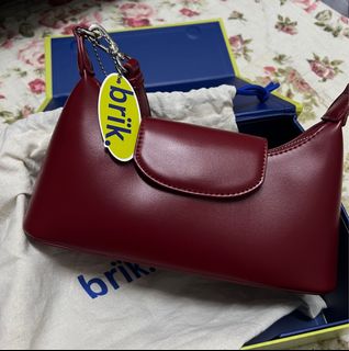 (Category: ) located in . Submitted by diiieenn (Listing ID 1389428997, Image 1). Description: .