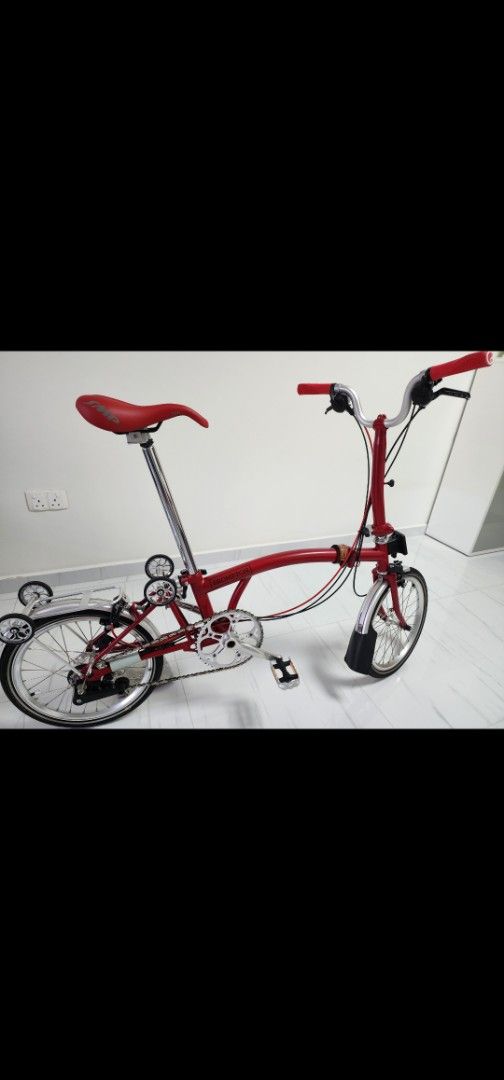 Brompton Folding Bike - Red, Sports Equipment, Bicycles & Parts ...