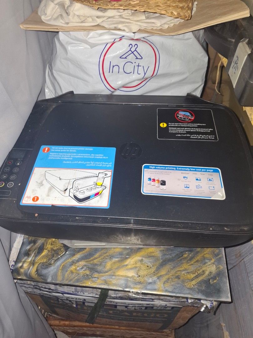 Defective printer (Category: Printers, Scanners & Copiers) located in Cainta. Submitted by robikuuu (Listing ID 1389393917, Image 1). Description: .