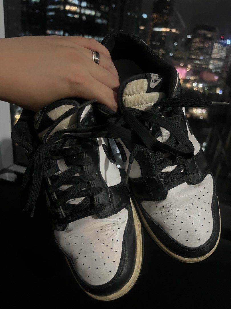 Dunks Panda (Category: Sneakers) located in Manila. Submitted by angelobggnn (Listing ID 1389433921, Image 2). Description: Well used Dunks. No box. Pair only. Pick up at BGC..