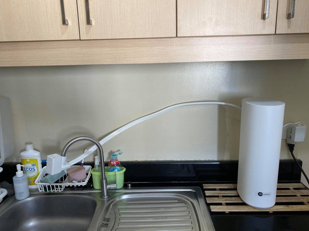 ECOSPHERE Water Purifier (2nd Hand) (Category: Water Purifiers & Dispensers) located in Quezon City. Submitted by shopcart (Listing ID 1389340685, Image 2). Description: ❗️CONDITION: Excellent used condition; minor flaws on exterior of unit due to usage over time… 1) yellowing discoloration on the faucet/hose cable 2) missing letters on the Ecosphere label Other than these minor flaws, the unit is in Excellent Working condition ❗️RFS: Upgrading t