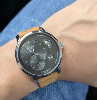(Category: ) located in . Submitted by watchfolk (Listing ID 1389333453, Image 1). Description: .
