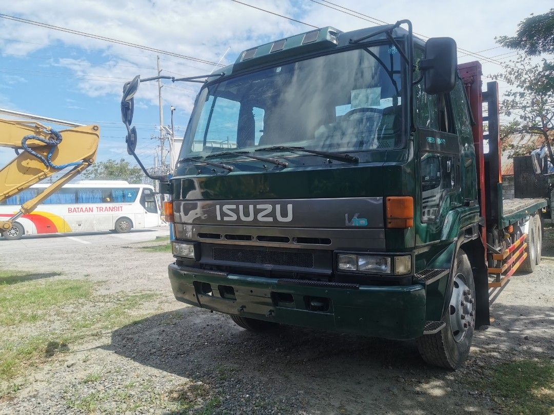 ISUZU GIGA 10PD1 SELF LOADER. (Category: Heavy Vehicles, Boats and Aircrafts Parts and Accessories) located in Subic. Submitted by osaka_subic (Listing ID 1389349436, Image 2). Description: ISUZU GIGA 10PD1 SELF LOADER. JOSAKA SUBIC INTERNATIONAL INC. OFFERS TEHE BEST QUALITY AND AFFORDABLE JAPAN SURPLUS TRUCKS AND HEAVY EQUIPMENT. 📍Location: JASA Road Purok 2, Lubao, Concepcion, Pampanga. For inquiries please contact: 📞0919 997 7999 📞0917 779