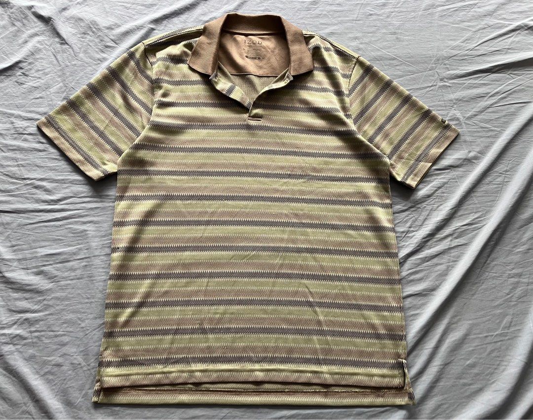 Izod green golf polo shirt (Category: Tshirts & Polo Shirts ) located in Quezon City. Submitted by teesnpolos (Listing ID 1389400015, Image 1). Description: See pictures for condition and measurements Location: qc MOD: arranged by buyer/ can be coordinated in chat MOP: bank transfer/gcash.