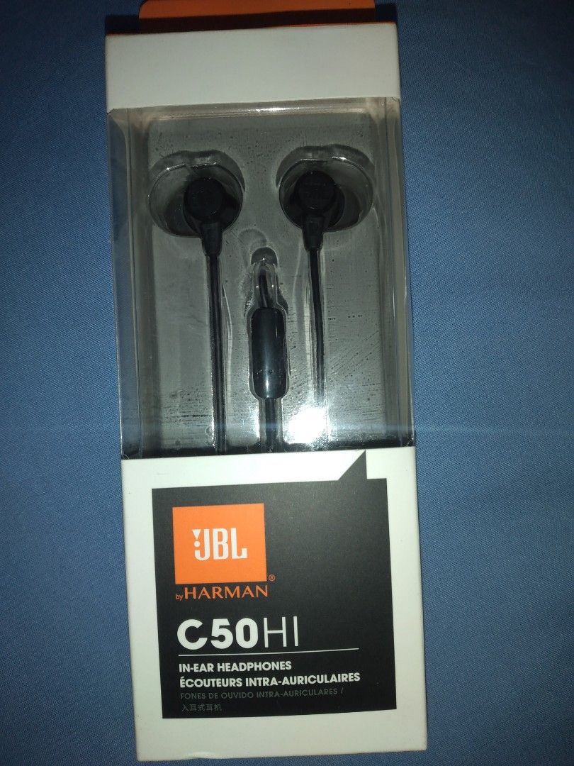 JBL headset (Category: Headphones & Headsets) located in Makati City. Submitted by closet.declutterph (Listing ID 1389305203, Image 1). Description: Brandnew and sealed.