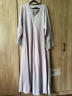 (Category: ) located in . Submitted by naailaaaa (Listing ID 1389360524, Image 1). Description: .