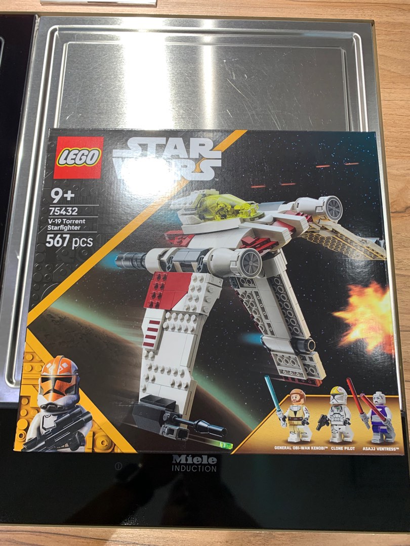 Lego Star Wars 75432 V-19 Torrent Starfighter with Pilot Only, Hobbies ...