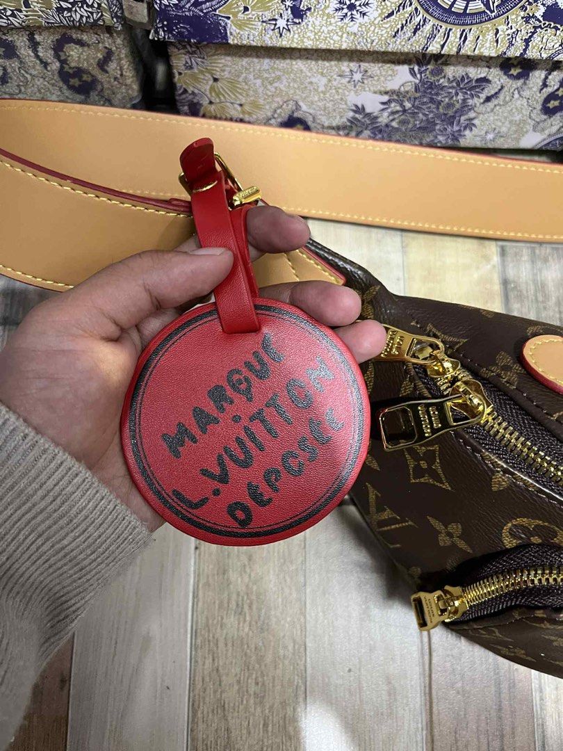 Louis Vuitton (Category: Luxury Bags & Wallets) located in Baguio. Submitted by jenbieabil78948 (Listing ID 1389386316, Image 2). Description: 🔥 Louis Vuitton (Coded) Condition: excellent Color Rate: 10 ❌ none.