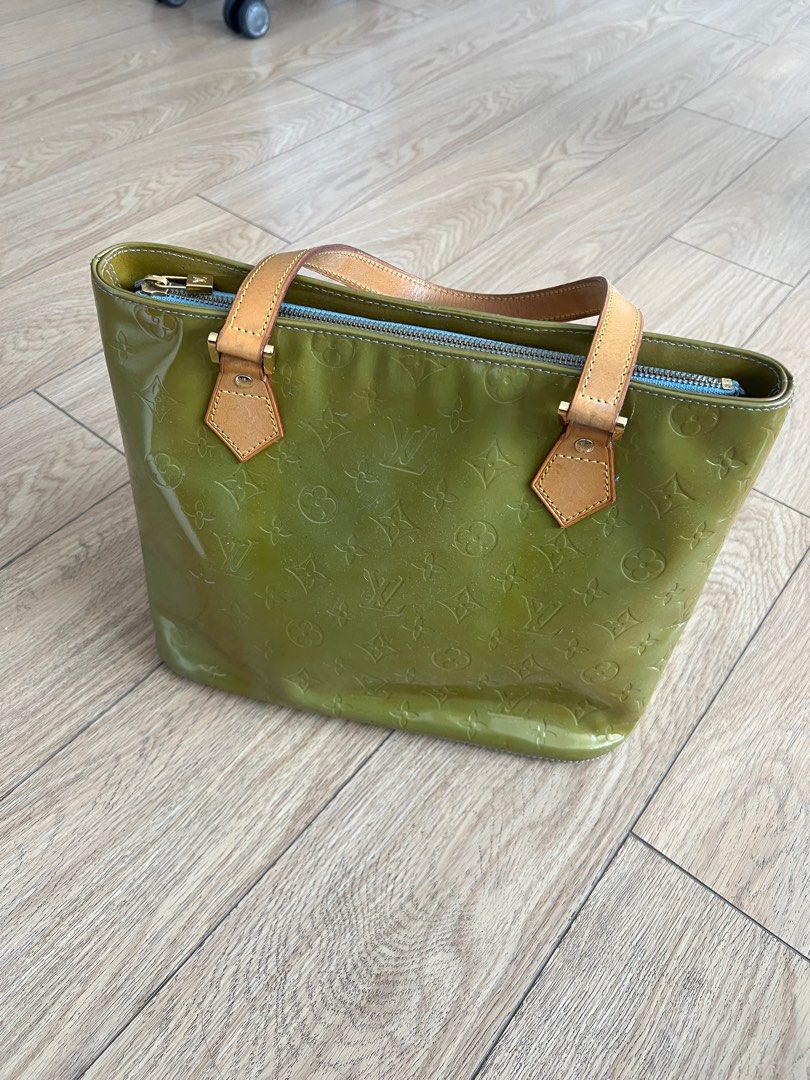 Louis Vuitton Vernis Houston Bag (Category: Luxury Bags & Wallets) located in Mandaluyong City. Submitted by declutteringcorner (Listing ID 1389355129, Image 1). Description: LV Vernis Houston Bag in Peppermint Bought in Japan Rfs: decluttering .
