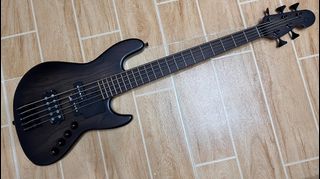 （分類：）位於 。 由 lowend2026 提交（商品編號 1389372898，圖片 1）。簡介： 。