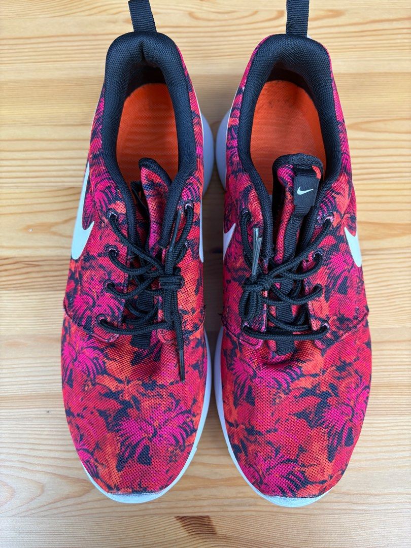 roshe run palm trees