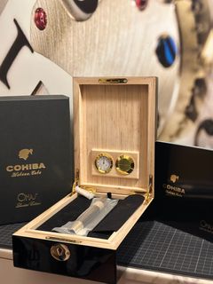 （分類：）位於 。 由 roberthklist 提交（商品編號 1389332331，圖片 1）。簡介： 。