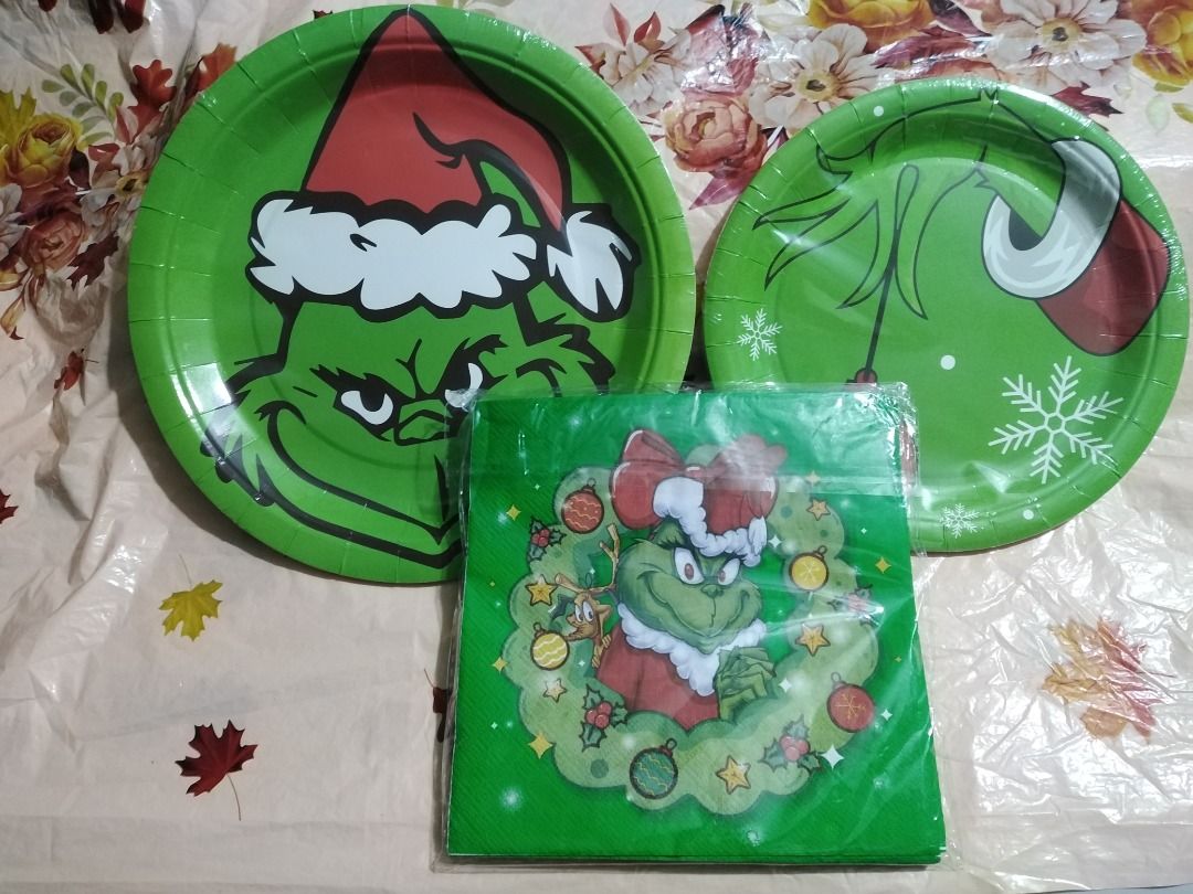 PARTY PLATES W/ TABLE NAPKIN, 3 SETS (Category: Dinnerware & Cutlery) located in Taguig. Submitted by juls0607 (Listing ID 1389415344, Image 2). Description: Party Plates and table napkin (big & small plates) Plates sealed 10pcs. Napkin 19 & 20 pcs. 3SETS FOR 150.00 Price less compare to supermarket..