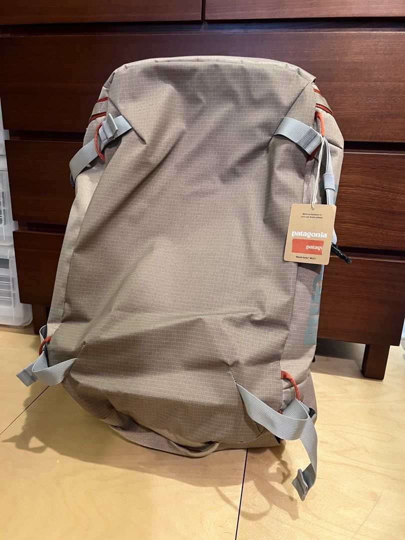 45l patagonia duffel gret Black Hole MLC Bag It includes several pockets Black Hole Duffel 45L
