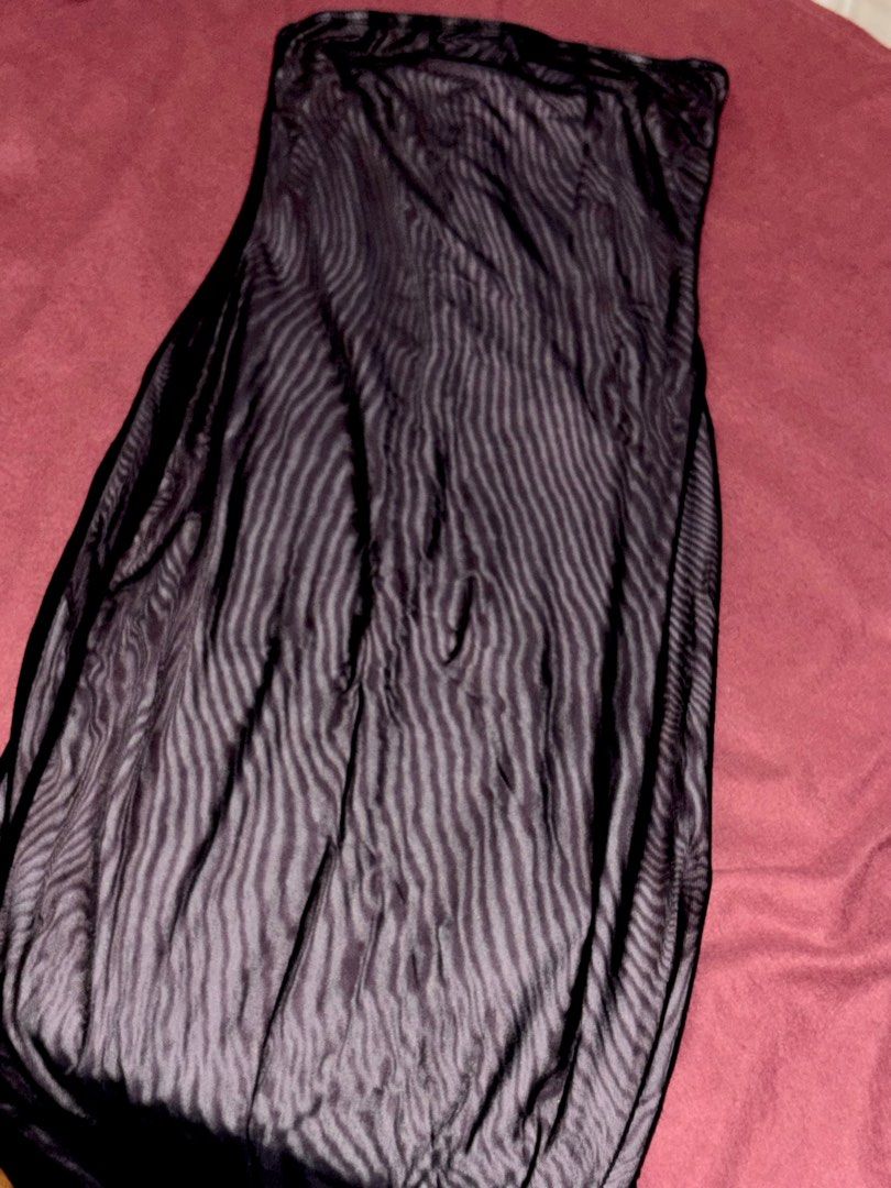SHEIN Dress (Category: Dresses) located in Bacoor. Submitted by fmax19 (Listing ID 1389439140, Image 2). Description: .