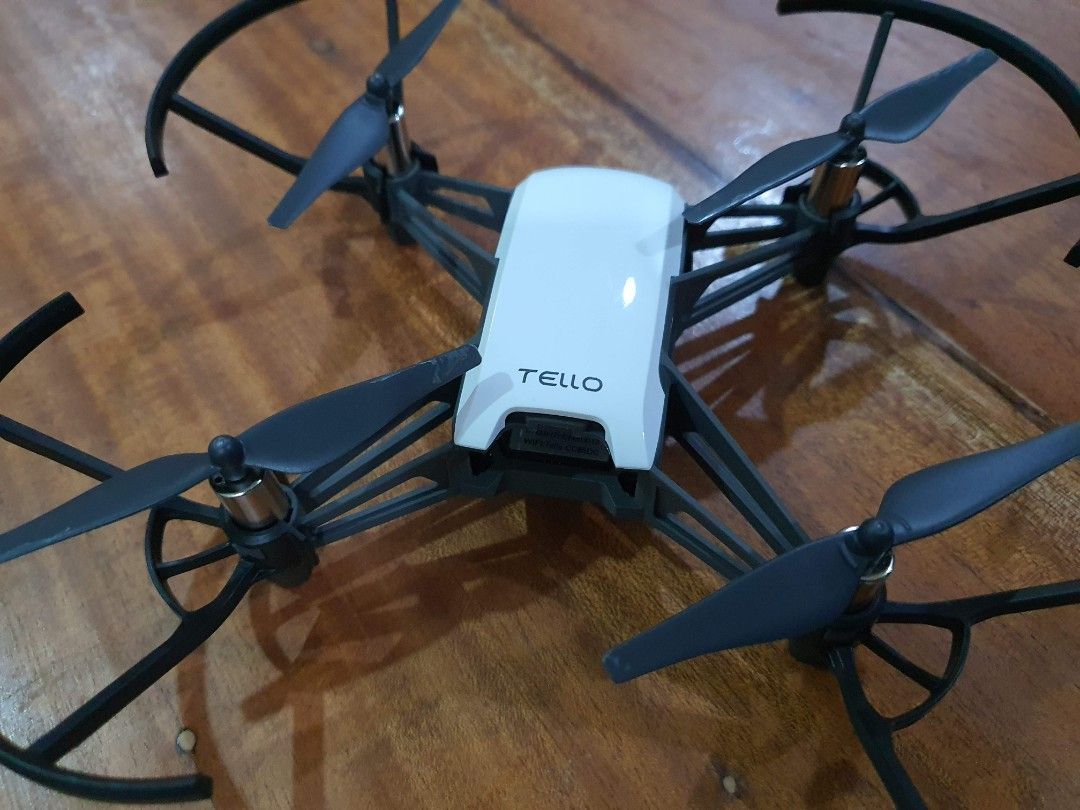 Small Tello Drone (Category: Drones) located in Taguig. Submitted by mejrocks (Listing ID 1389306675, Image 3). Description: Bought then used once. Then na stock na lang. I think you need to replace the battery that's why selling low. You can buy from. Shoppe. Sa yo na lang kung mahilig ka magkutingting. As-is, where-is. Bought from SM Aura for about 5K+. Tawad ka lang! But not too low please. Item is is Acacia Estates, Taguig. Sagot mo SF ha..