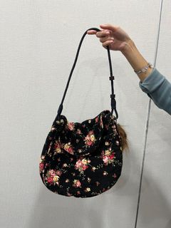 (Kategori: ) berada di . Dikirim oleh anothaufound (ID iklan 1389323899, Gambar 1). Deskripsi: .