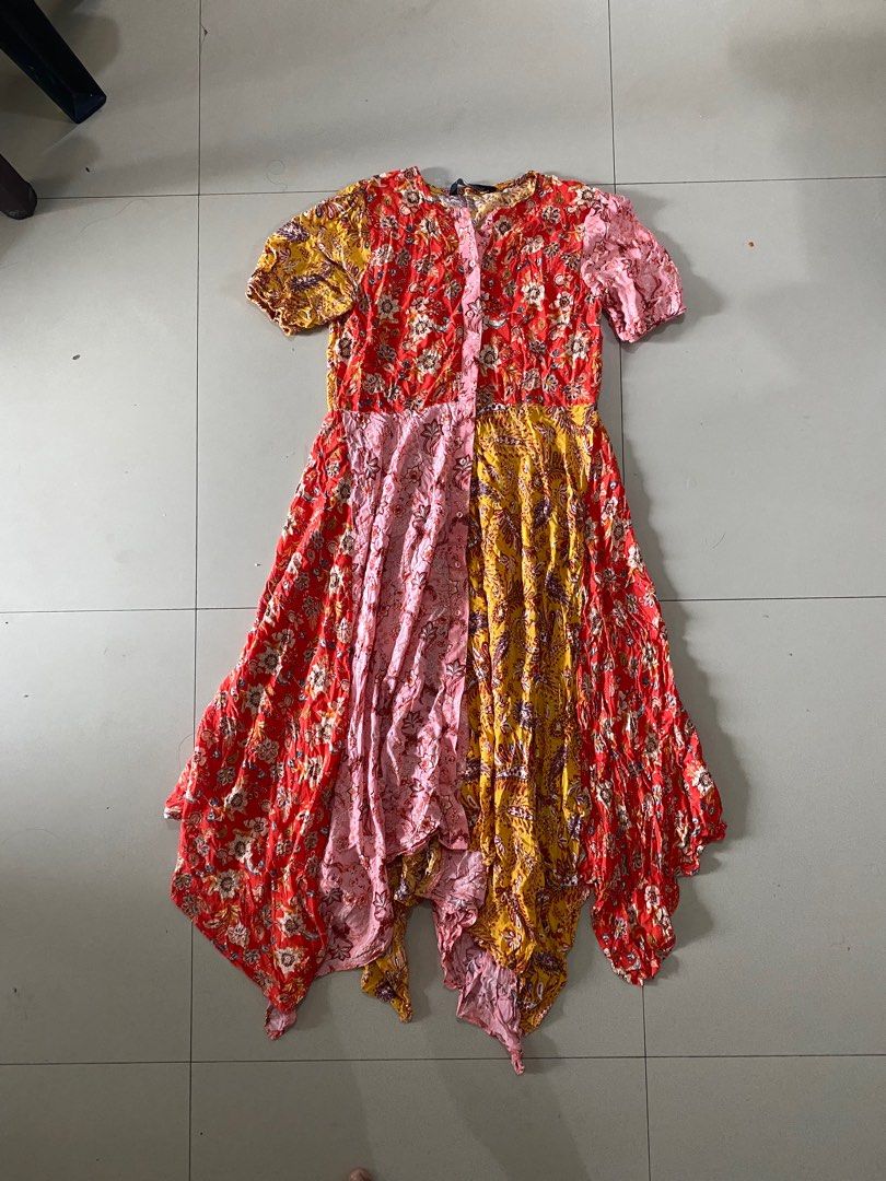 ZARA BOHEMIAN BUTTON DOWN PATCHWORK DRESS (Category: Dresses) located in Malay. Submitted by spacetrips (Listing ID 1389487413, Image 1). Description: Next day delivery add ₱60 sf.