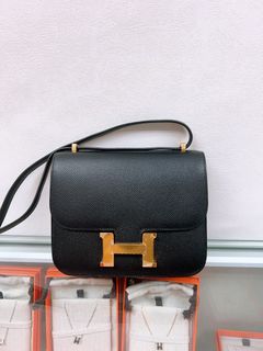 （分類：）位於 。 由 heras.luxury 提交（商品編號 1389620303，圖片 1）。簡介： 。
