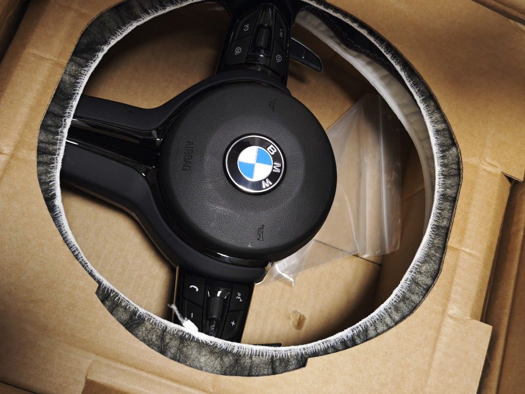 BMW M Sport 方向盤f30, 汽車配件, 改裝、內外零件- Carousell