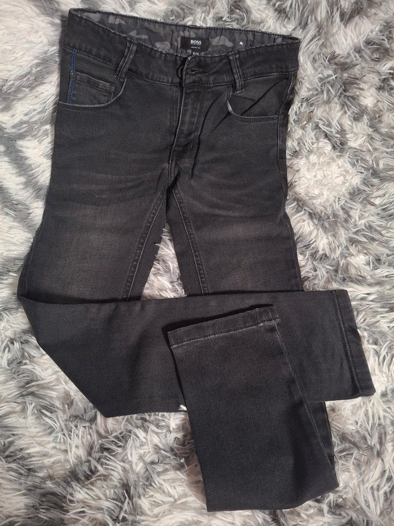 BOSS KIDS (Category: Babies & Kids Fashion) located in Bulacan. Submitted by stacksonracks_ph (Listing ID 1389528714, Image 1). Description: Color: Black Made in Indonesia Adjustable Length: 33 inches Waist: 12.5 inches.
