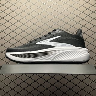 (Category: ) located in . Submitted by outlet.sneaker.shop (Listing ID 1389503273, Image 1). Description: .