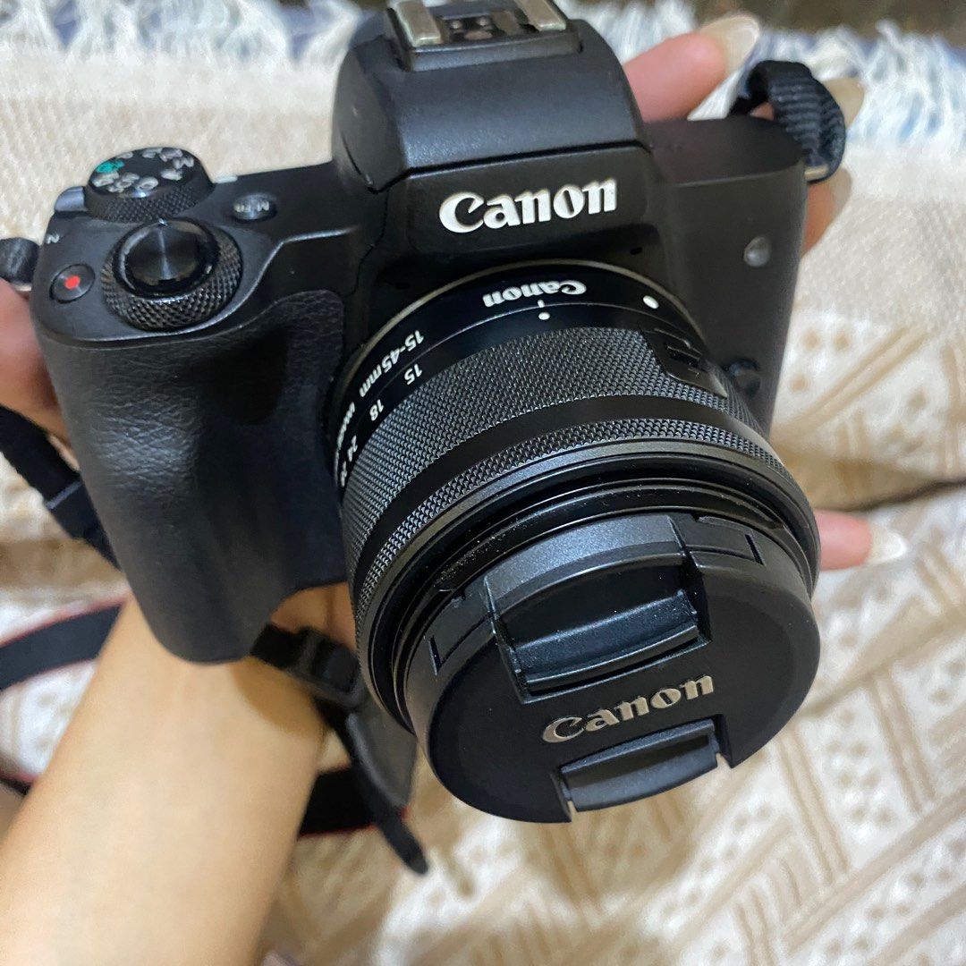 Canon EOS M50 with 15-45mm kitlens (Category: Cameras) located in Quezon City. Submitted by jelly_fres (Listing ID 1389512752, Image 2). Description: Issue: 1. small dots on viewfinder (check last photo, output not affected) 2. nangangalawang na hot shoe (check 3rd photo) Overall 9/10, no issue sa output. Once again, NO ISSUE SA OUTPUT. Smooth pa rin gamitin. GUMAGANA LAHAT NG BUTTONS, INCLUDING FLASH Inclusions: M50 body 15-45mm kitlens Charger 