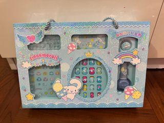 Cinnamoroll nail polish and accessories set 肉桂狗美甲飾物套裝64241808336259110