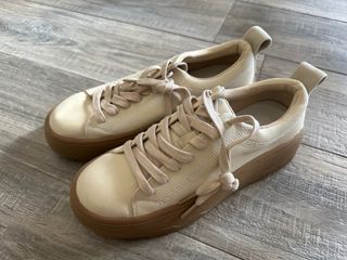 （分類：）位於 。 由 qblee 提交（商品編號 1389522604，圖片 1）。簡介： 。