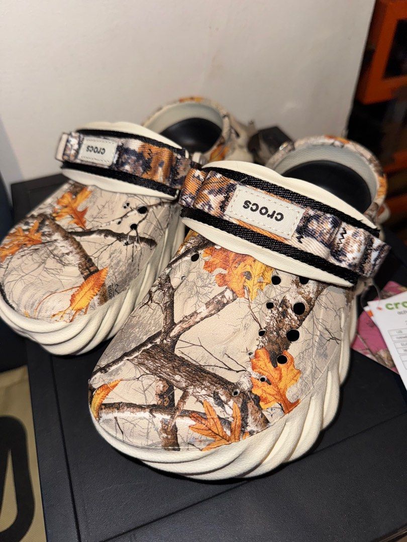 Crocs echo (Category: Slippers & Slides) located in Makati City. Submitted by grand_emaster (Listing ID 1389658894, Image 2). Description: Crocs echo clog ❤️ Never been used Size M4/W6 (36-37) Rare lang makahanap ng small size na ganyan po ang design ☺️ .
