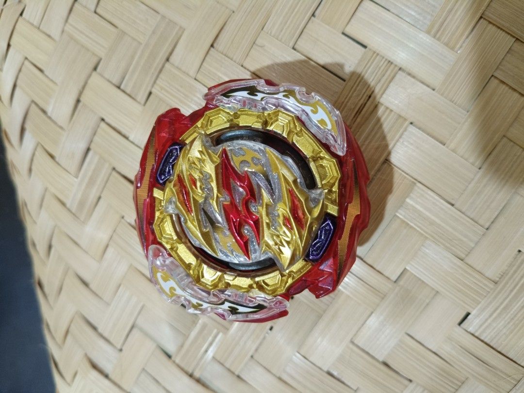 Red Cyclone Ragnarok Cyclone Ragnarok Giga Rise 10 | Custom Combo |Beyblade burst Db|Bu ...