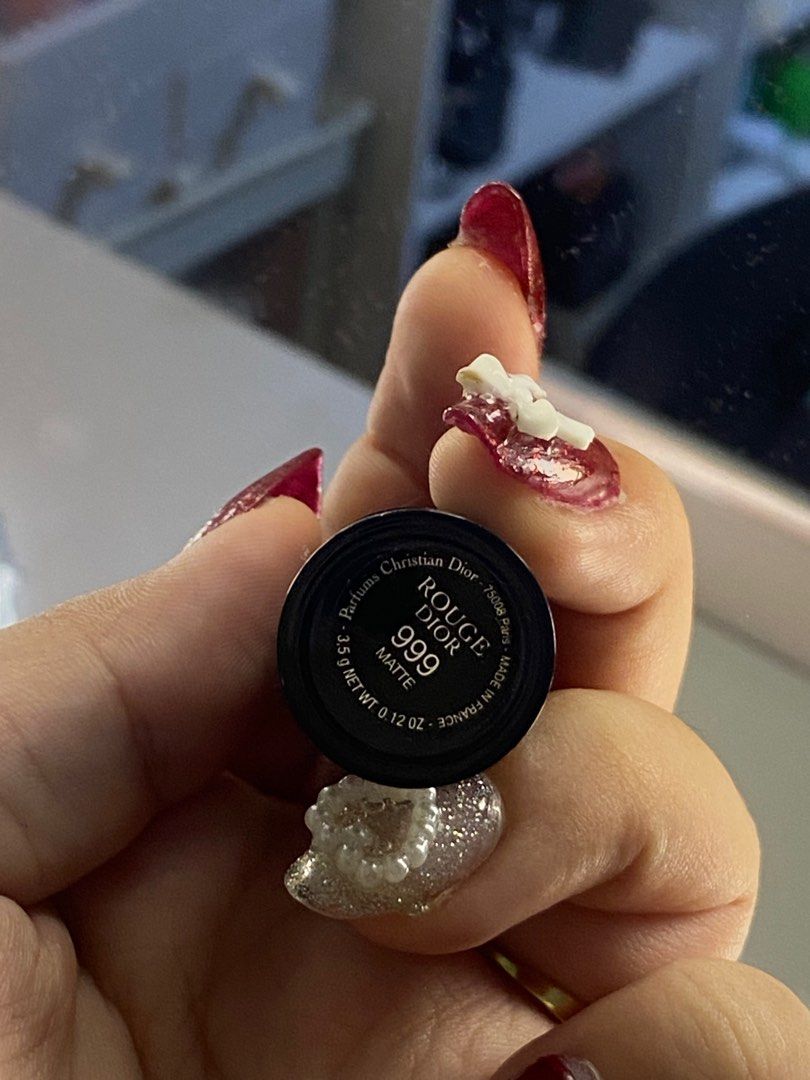 Dior Mini Lipstick (Category: Makeup) located in Manila. Submitted by goldenmnl (Listing ID 1389614228, Image 2). Description: .