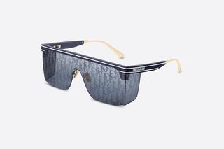 (Category: ) located in . Submitted by cc_luxury (Listing ID 1389501098, Image 1). Description: .