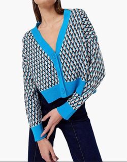 (Kategori: ) berada di . Dikirim oleh febwardrobe (ID iklan 1389498594, Gambar 1). Deskripsi: .