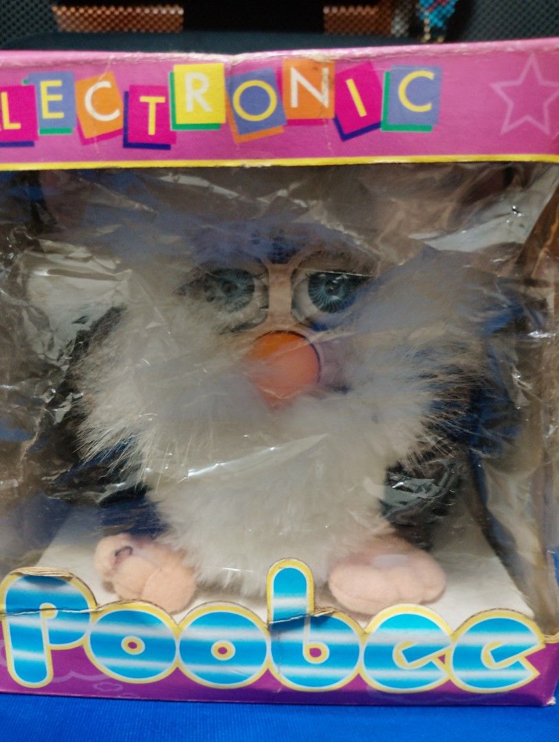 furby bundle set (Category: Designer & Blind Box Toys) located in Manila. Submitted by boyhet.thrift15 (Listing ID 1389581196, Image 2). Description: furby bundle set bot item ing gud shape/condition selling 2,500 1,vintage poobee CIB bat. 4pcs AA 2,furby boom (no box/gud condition) bat.4pcs AA.