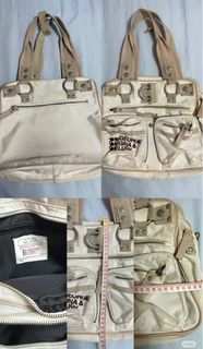 （分類：）位於 。 由 kanafung421 提交（商品編號 1389622178，圖片 1）。簡介： 。