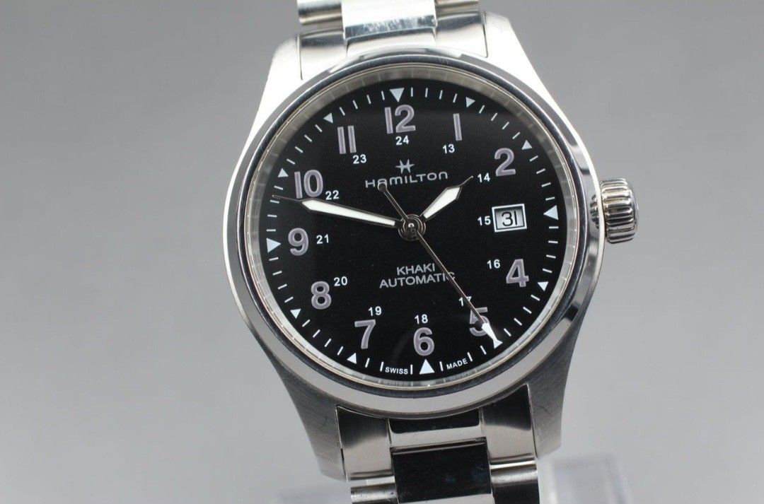 Hamilton Khaki x Nano Universe (Category: Luxury Watches) located in Quezon City. Submitted by wild.deesee (Listing ID 1389589881, Image 1). Description: Limited Edition Hamilton Khaki Field x Nano Universe Limited Edition (H89305933) Price: P39,999 Condition: 9/10 Bracelet: 9/10 Ref No.: H89305933 Case material: Stainless Steel Case Dia: 40 mm Water resistance 10 ATM Lug width: 20 mm Black Dial Automatic Movement w/ manual w/ original box Pickup